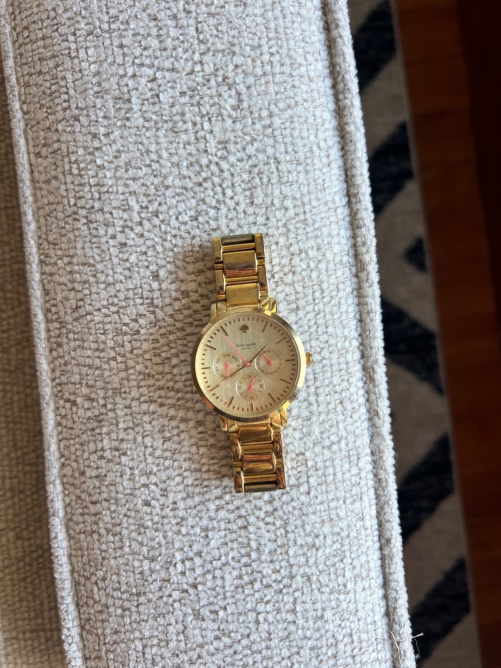 Kate Spade Gold-tone Women's Bracelet Watch - Classic Round Dial